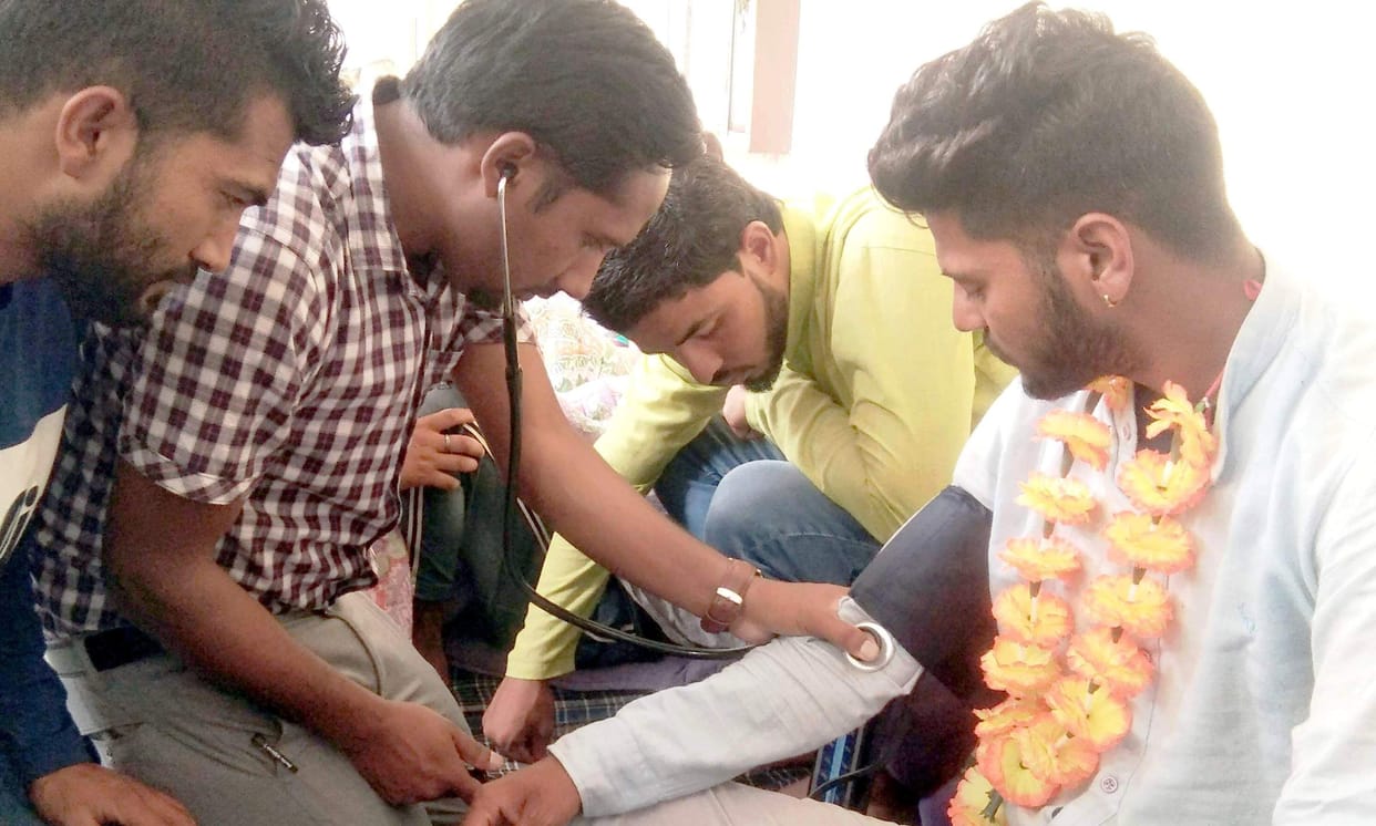 Police forced two fast-agitators into hospital