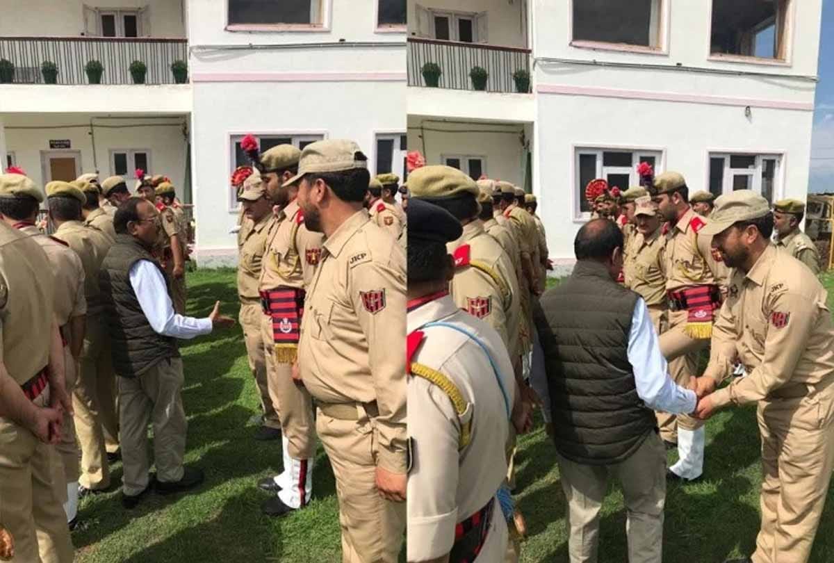 ghulam nabi azad reaction on nsa ajit doval interacting with locals in shopian yesterday