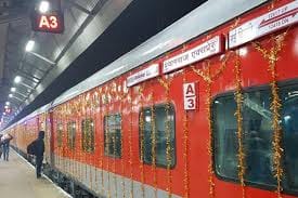 All LHB raked trains including Prayagraj Express will increase coaches
