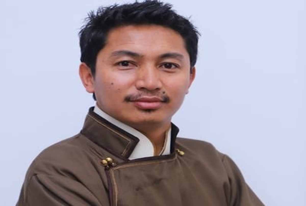 After speech on Article 370 Ladhakh BJP MP jamyang tsering namgyal became popular