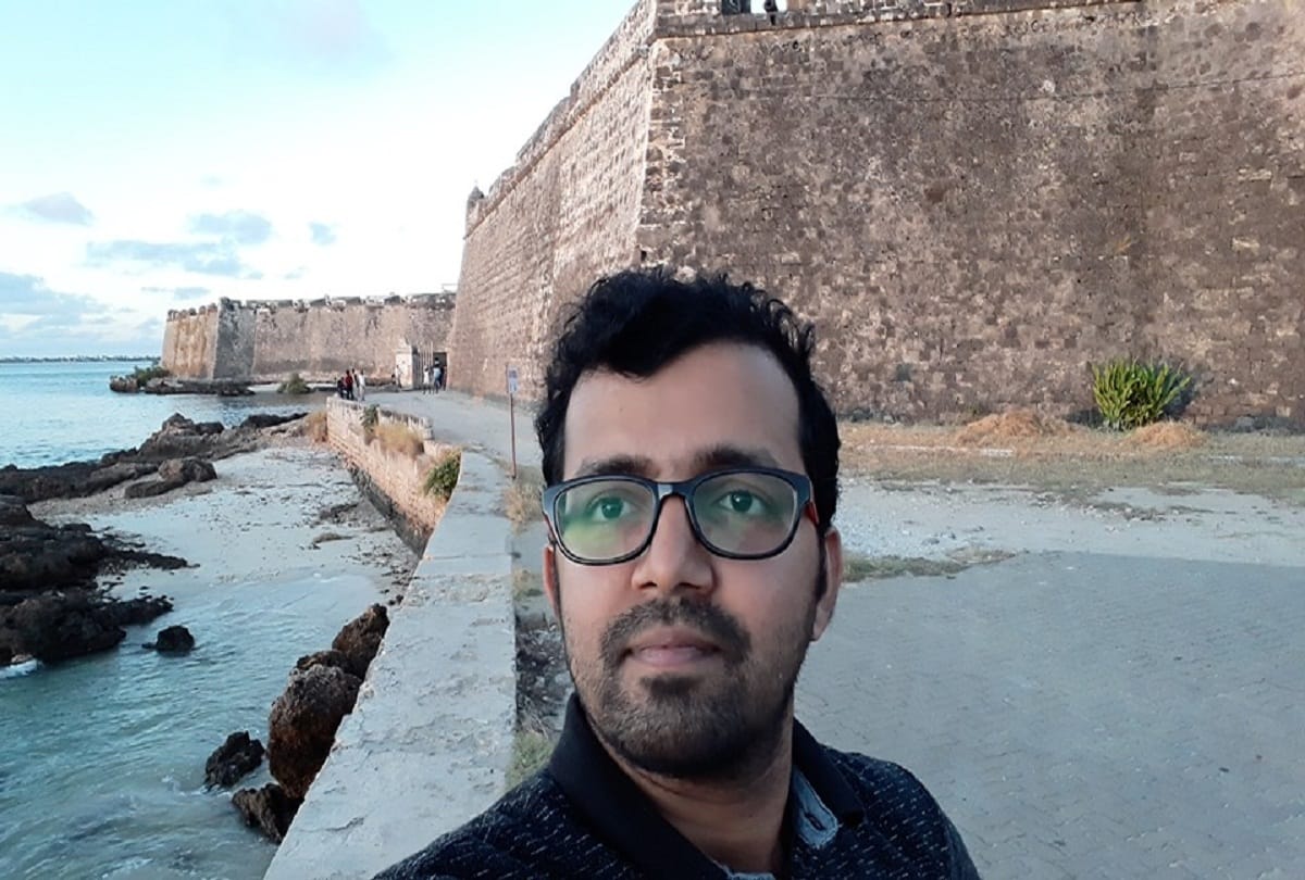 Indian youngster recieved Rs 2 crores research grant, Will study on Islamic Law