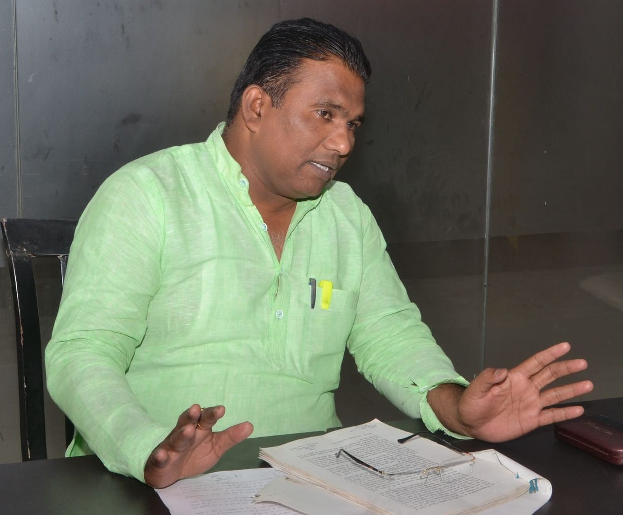Karnwal again targeted the Sadha Khanpur MLA