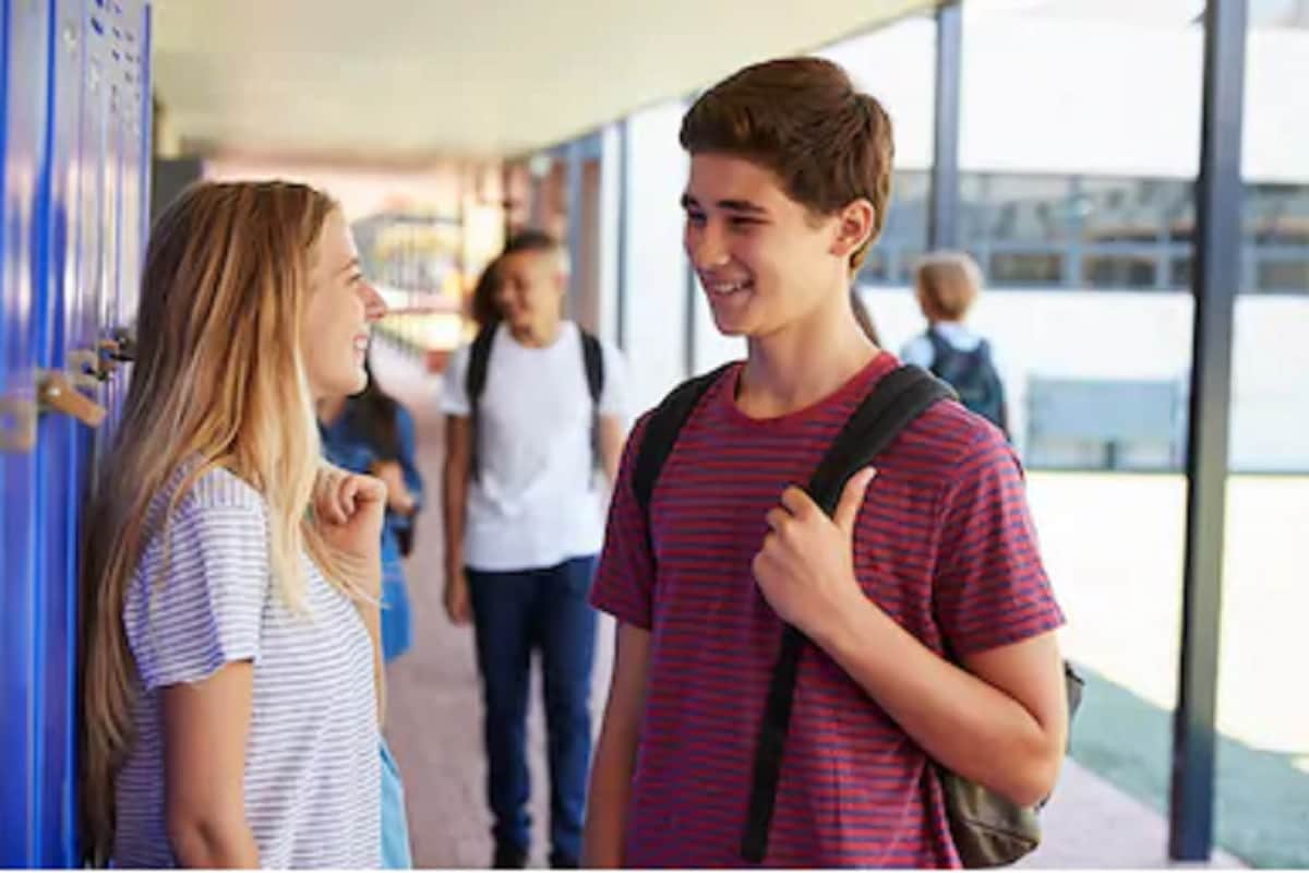 5 tips to impress girl and make a friend