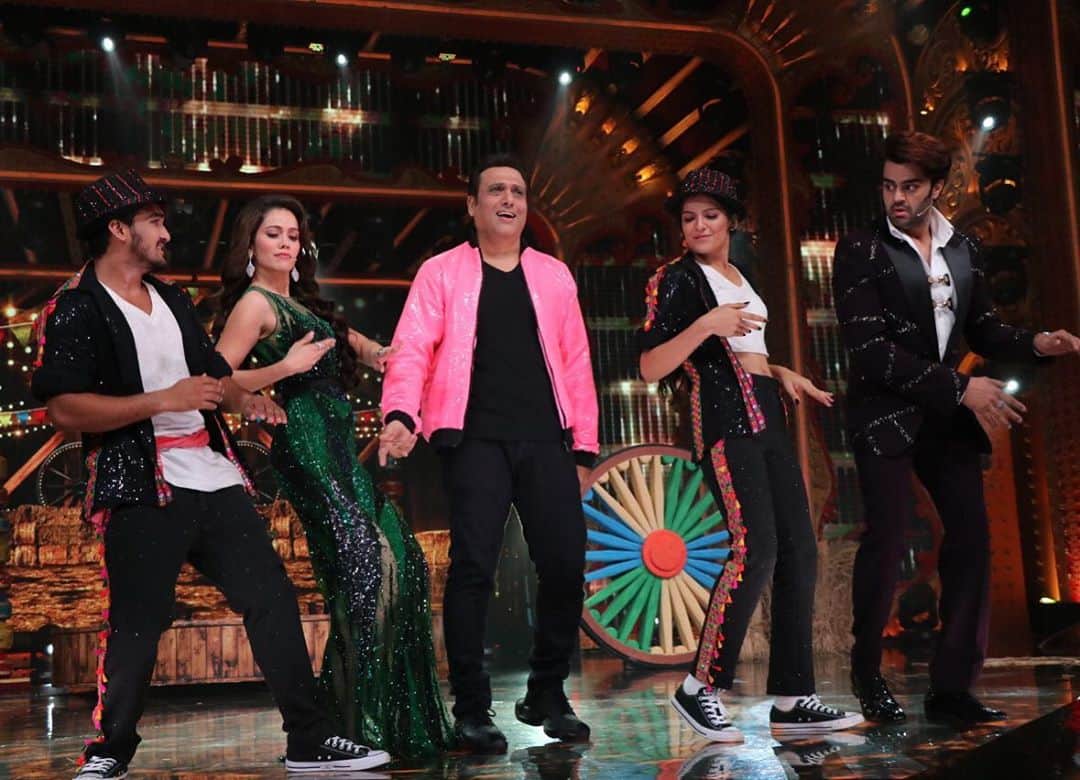 Nach Baliye 9 Raveena Tandon and Govinda dance on Dulhe Raja song Ankhiyon Se Goli Maare