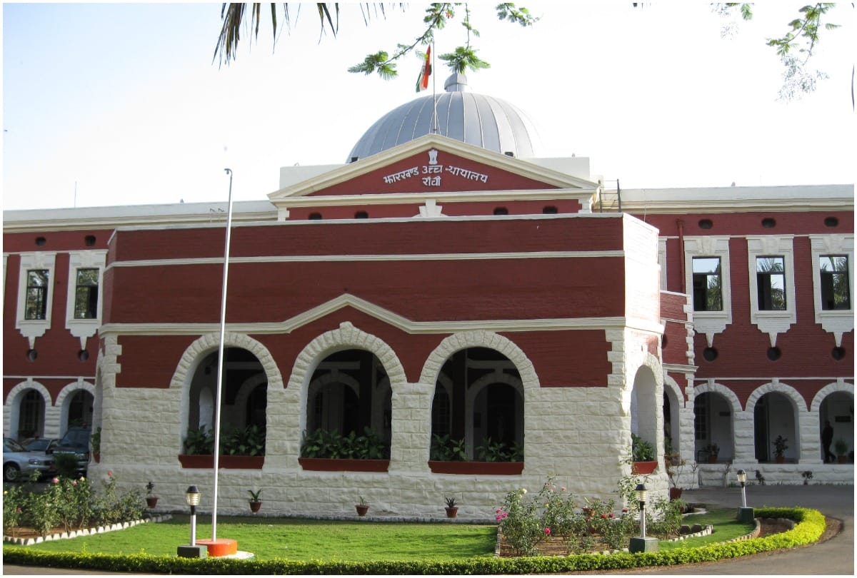 Jharkhand High Court ordered state election commission and government to file an affidavit in a PIL