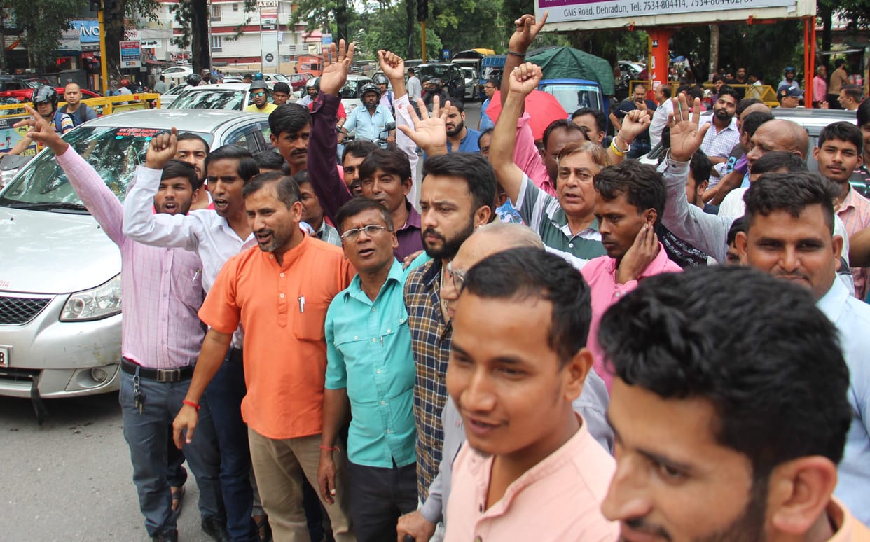 Johadi road cut open after villagers protest