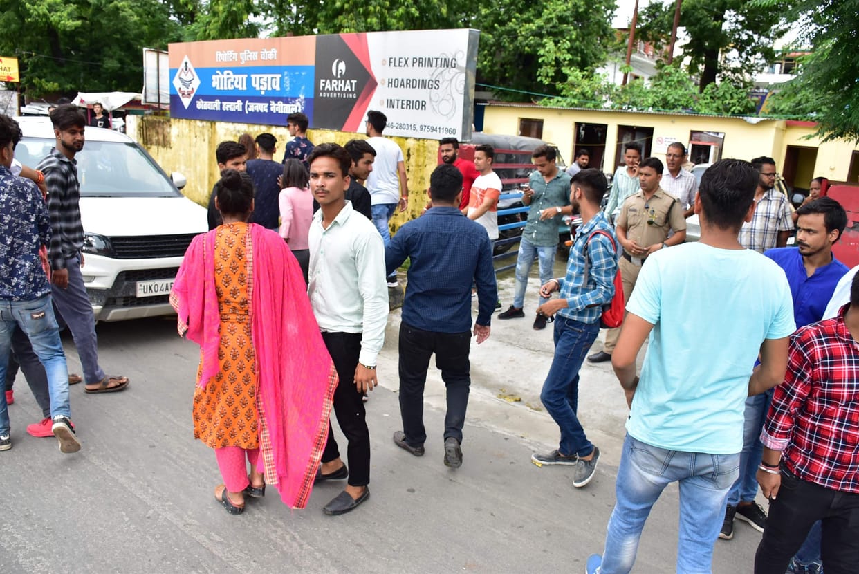 Election atmosphere heated up in MB, two groups of students clashed