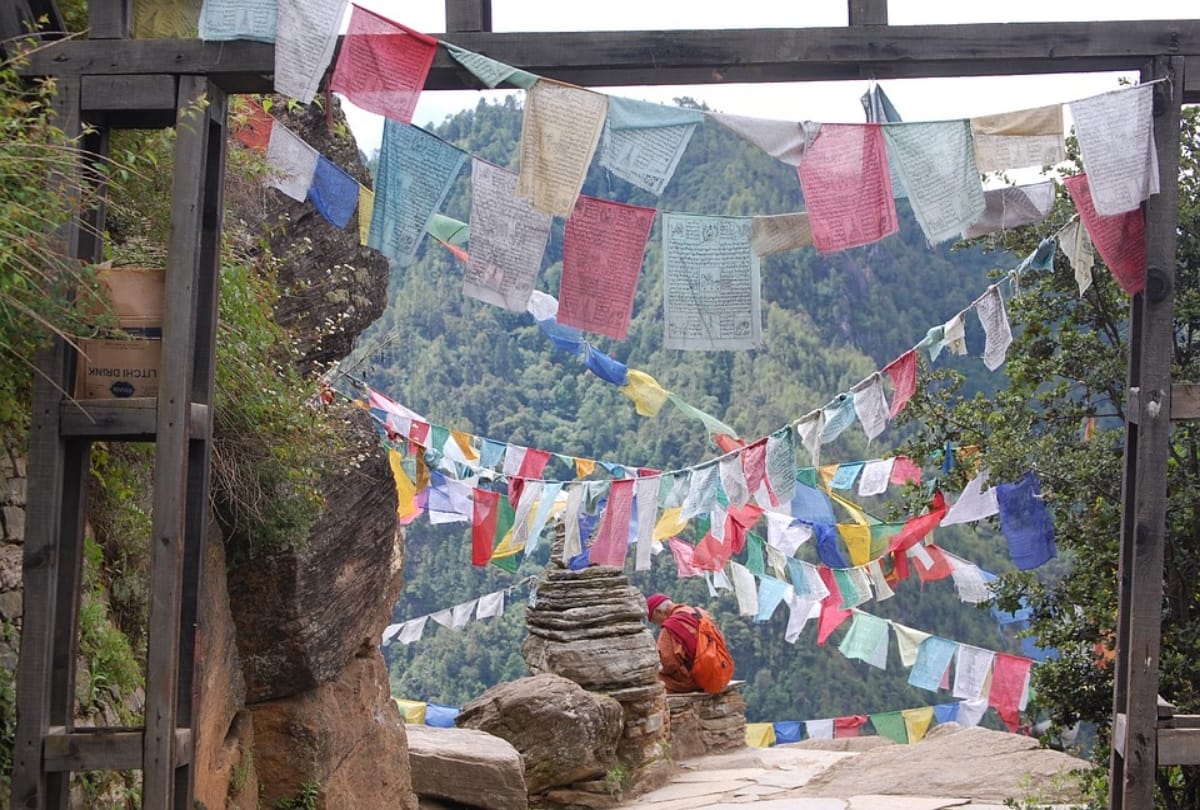 want to travel serene place of India must visit thiksey monastery