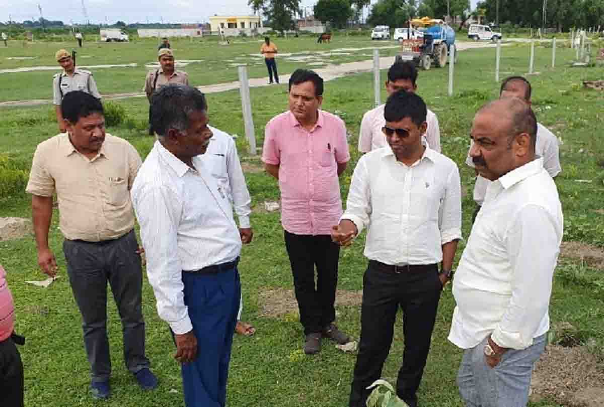 tree plantation drive in uttar pradesh on 9th august the Kranti Diwas