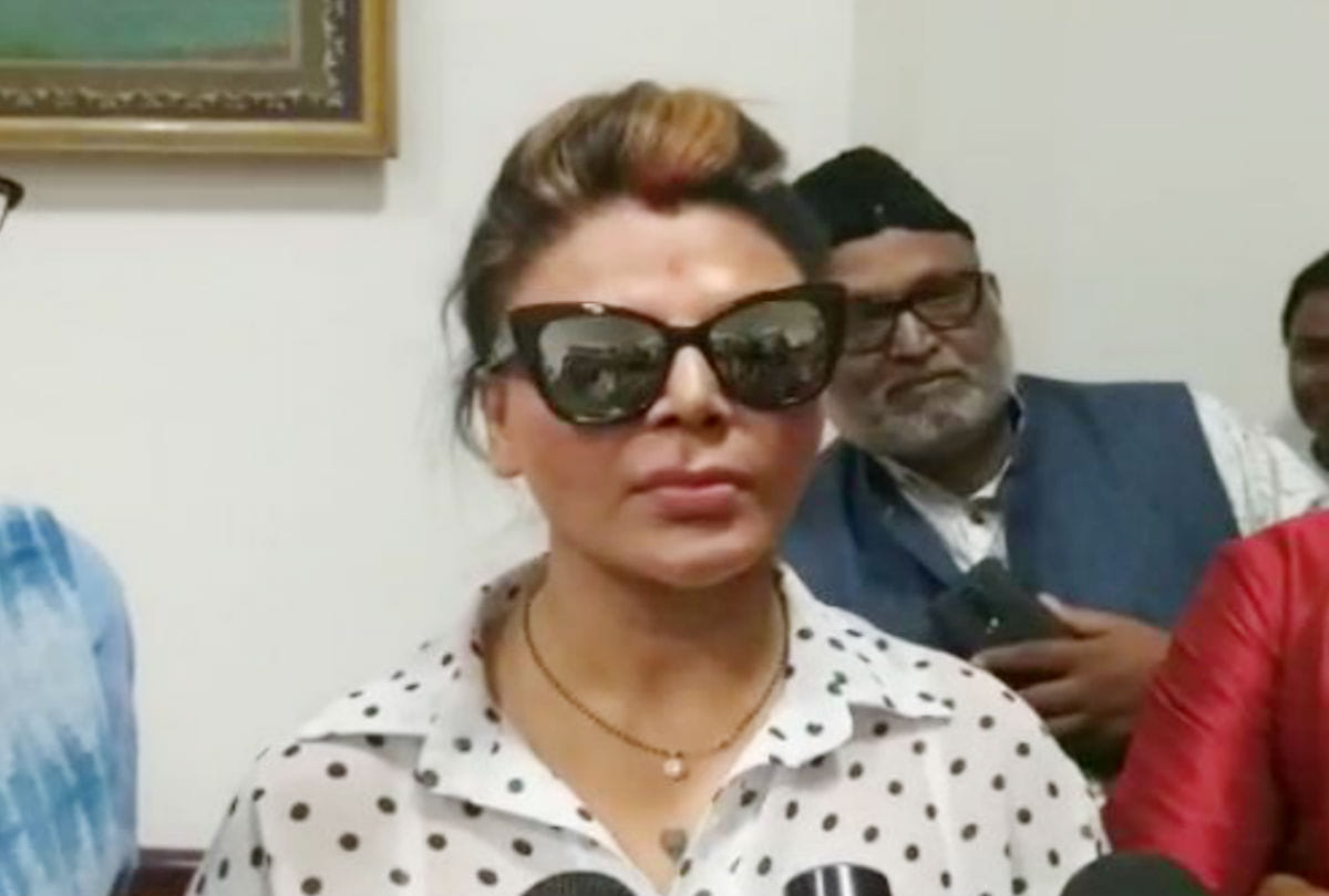 Rakhi Sawant compare Narendra Modi with God