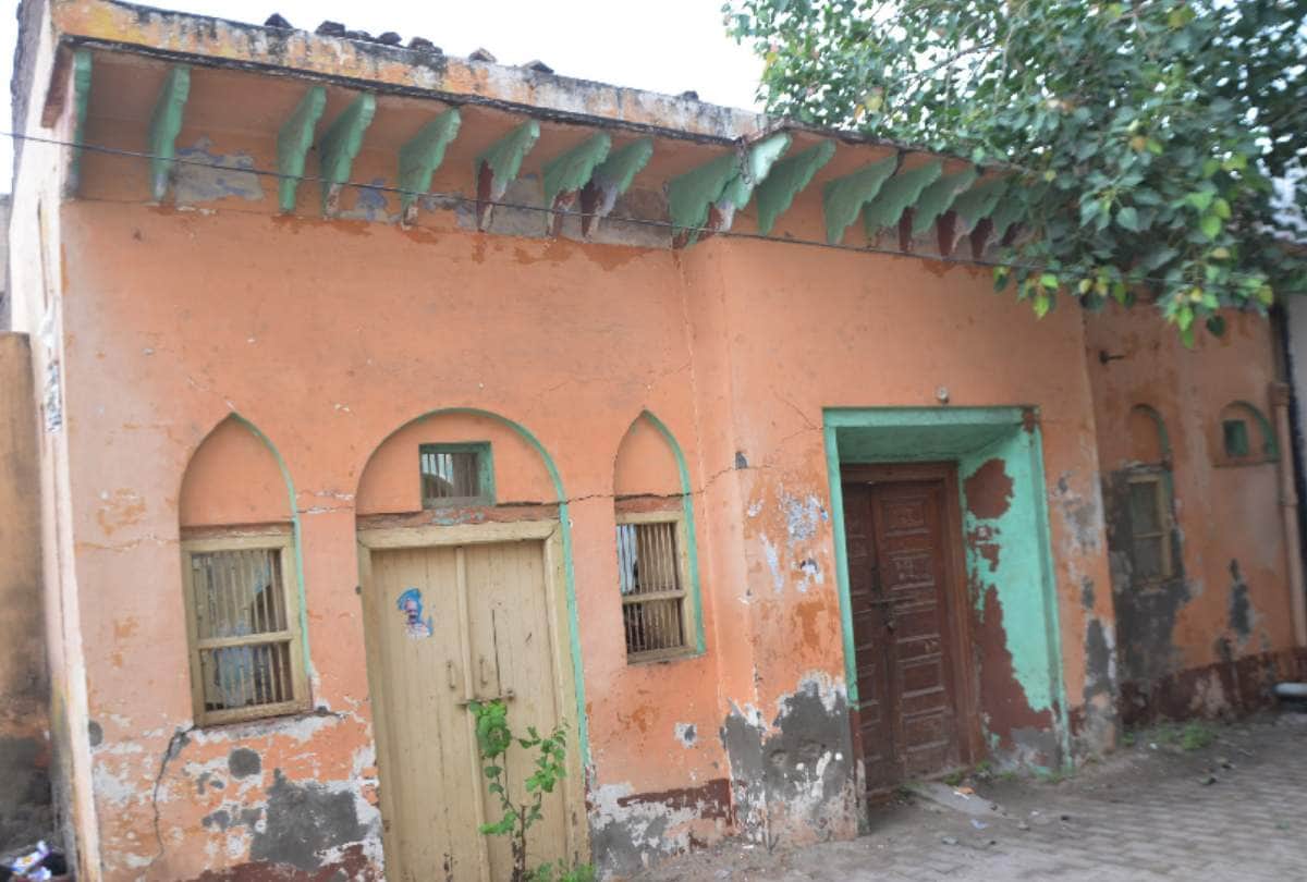 sushma swaraj rare photos of paternal house step other relatives and childhood stories