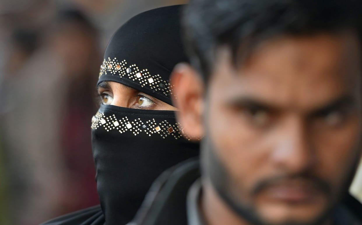 Fraud with woman after triple talaq created pressure for Halala in varanasi