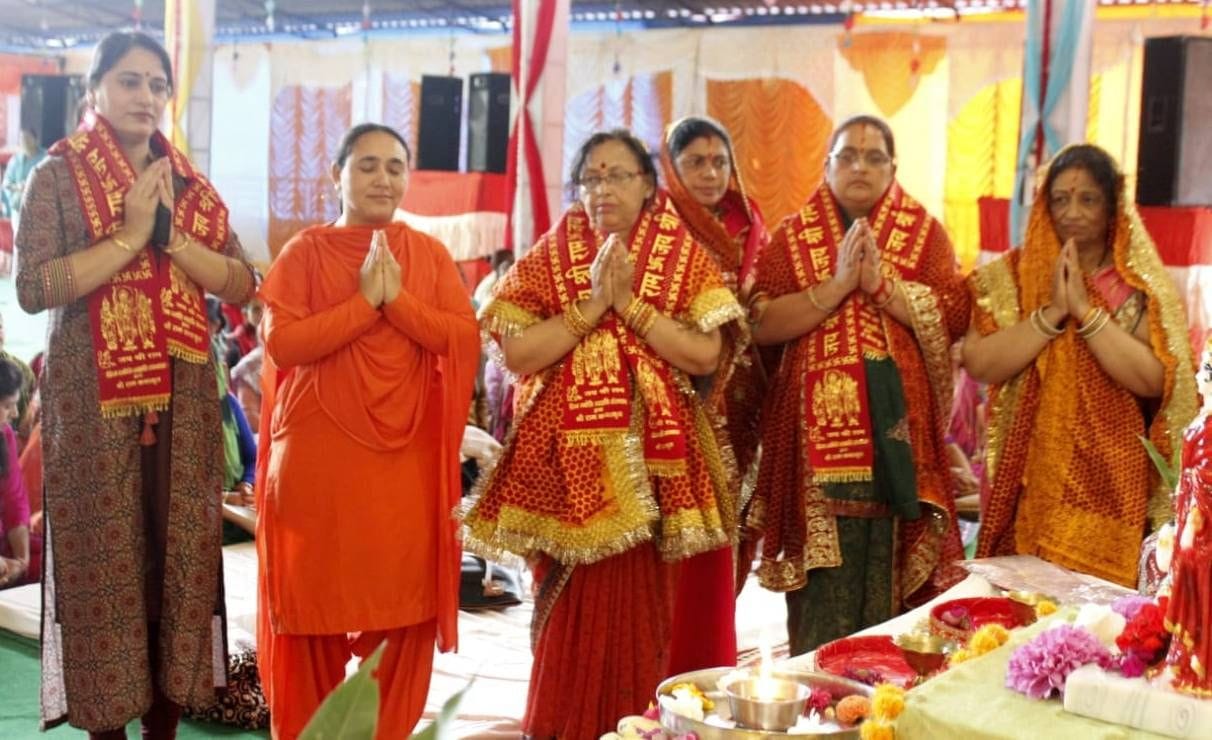 bhakti ke prabhaav mein prabhu kevat se maangate hain naav : shyaama bhaaratee