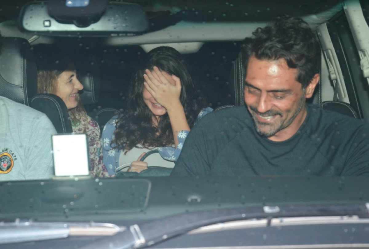 Arjun Rampal girlfriend Gabriella Demetriades attend Ganpati Celebrations at Mehr Jesia house