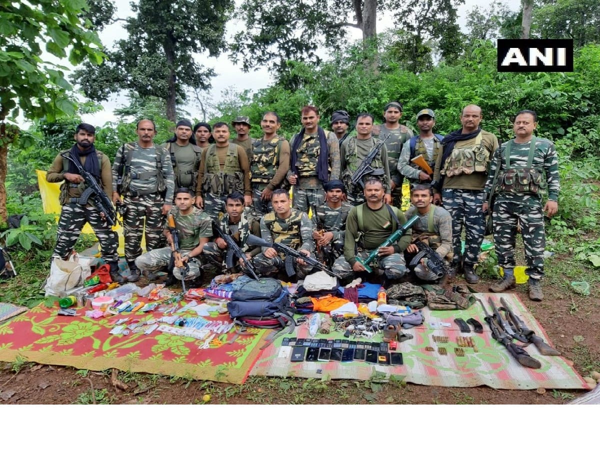 jharkhand: Encounter between CRPF and Naxalites in Khunti district, one Naxalite was killed