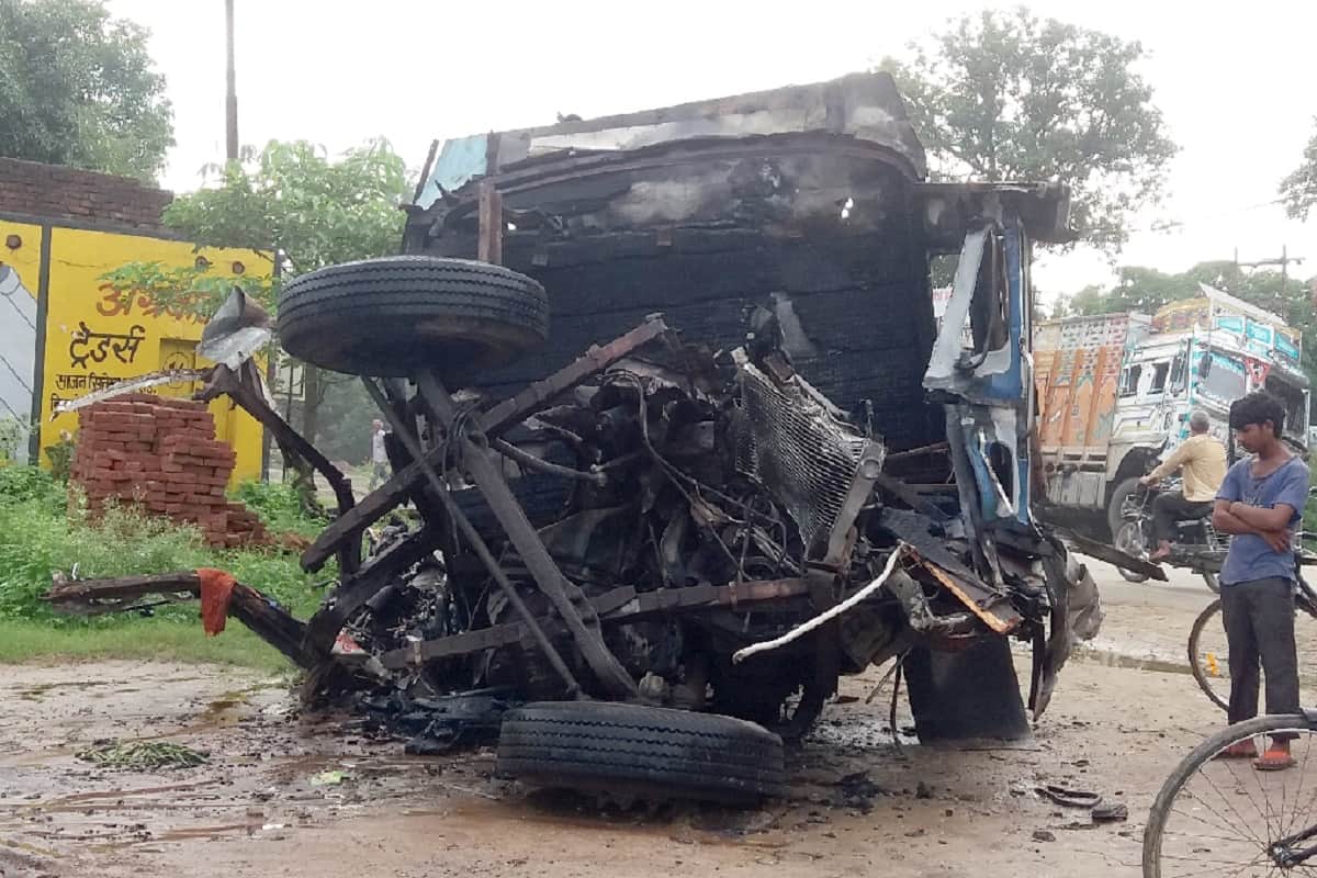 Five people killed in road accident at Bijnor city of Uttar Pradesh