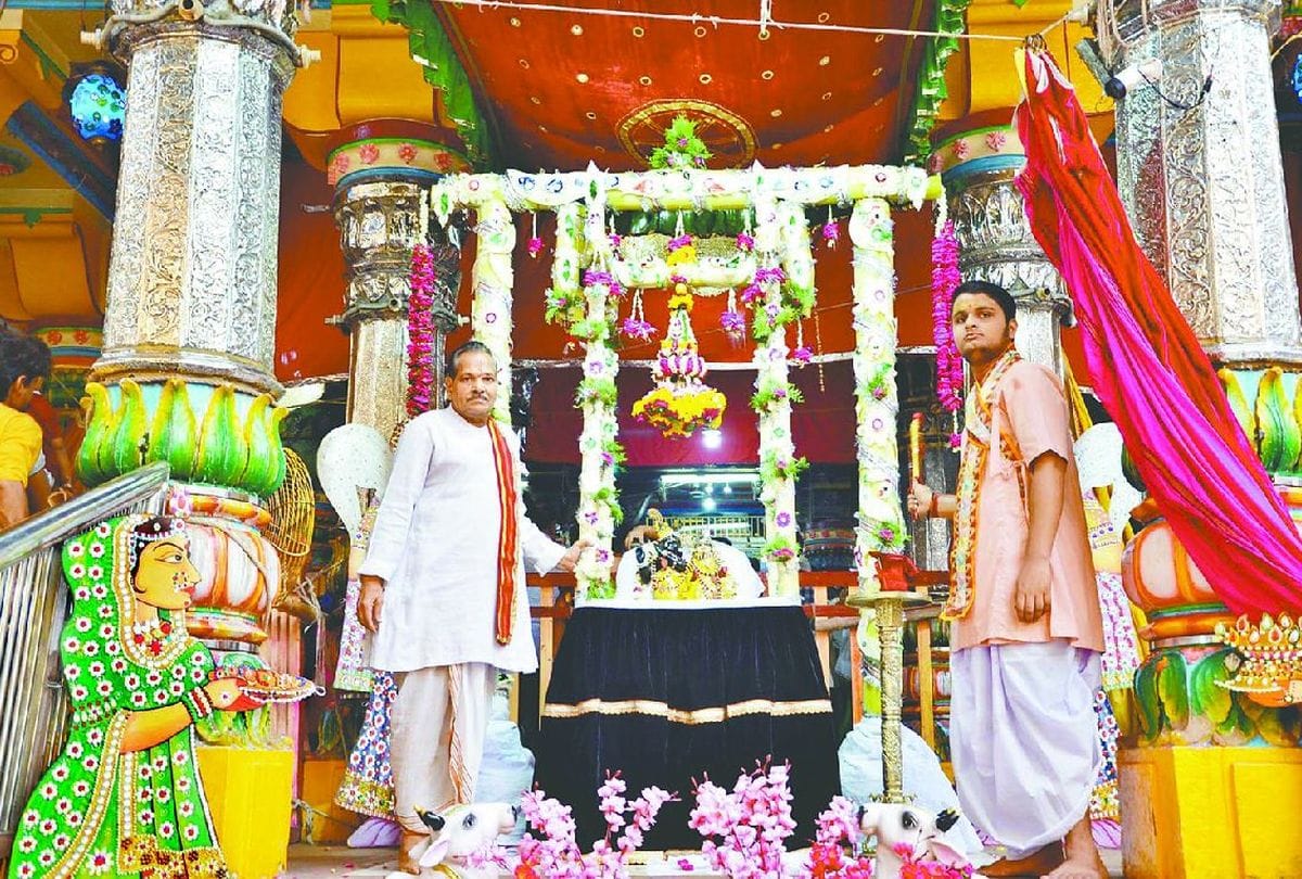 hariyali mahotasva in dwarkadheesh temple mathura