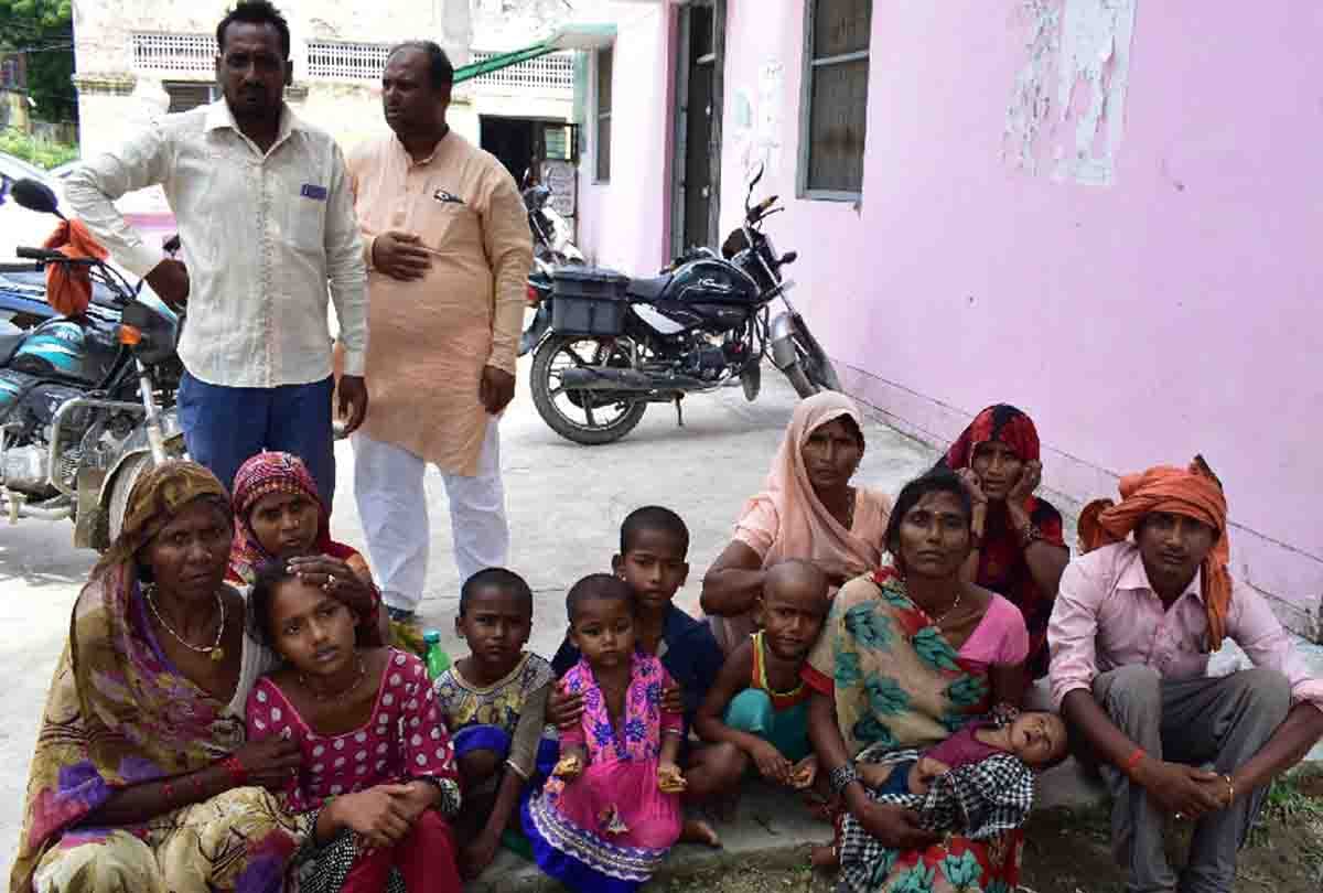 man died in road accident in fatehpur