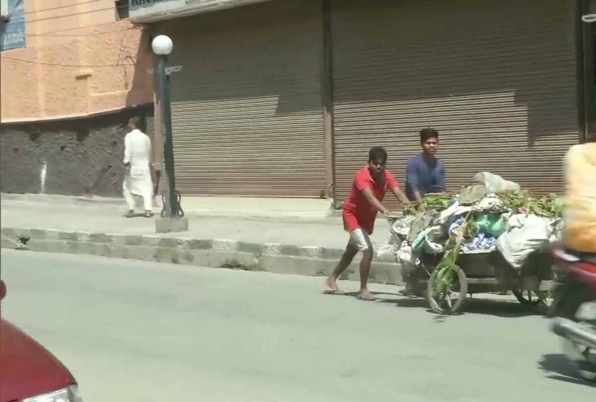 Jammu and Kashmir: Latest visuals from kashmir, after article 370 revoke