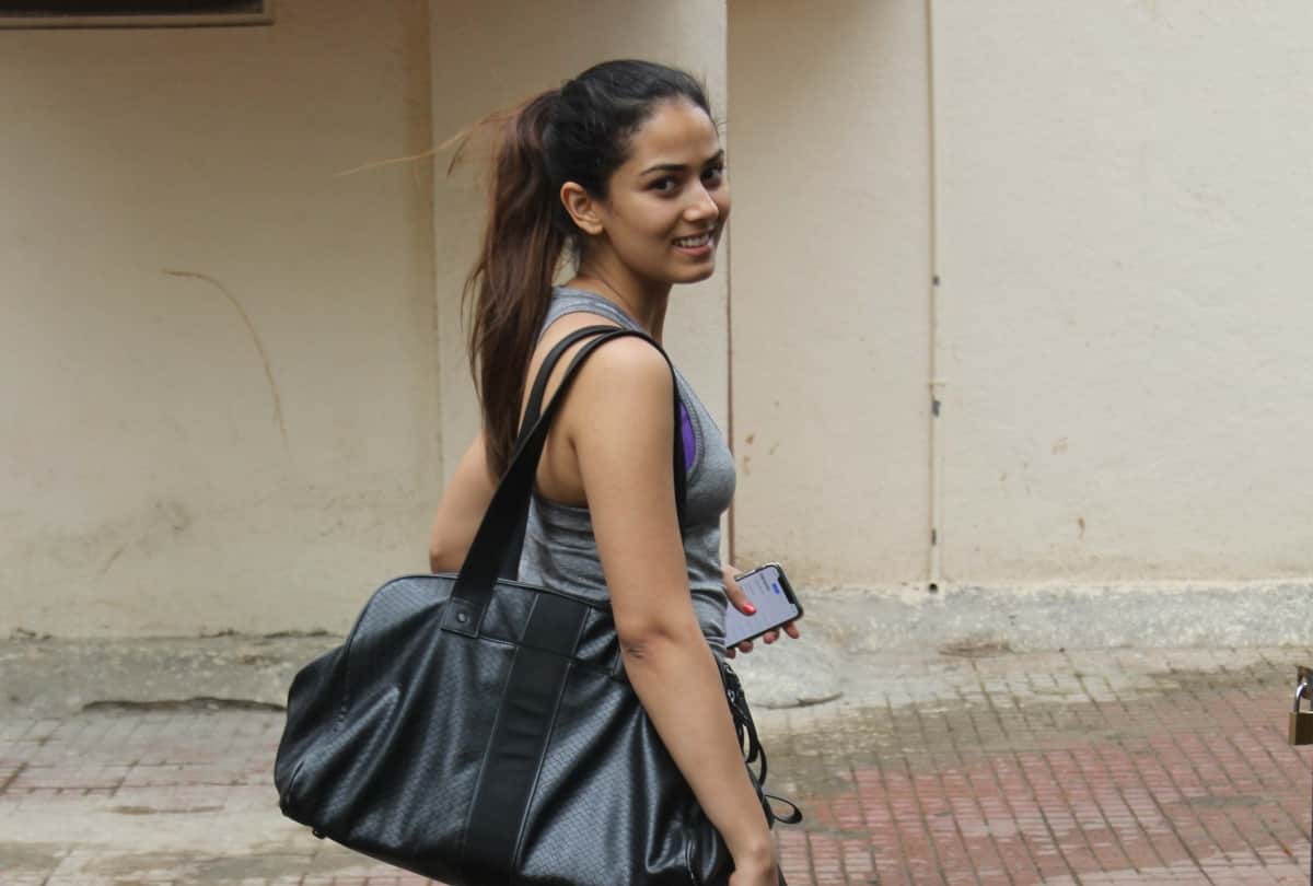 Mira rajput bold pictures in glamorous look of Shahid kapoor wife