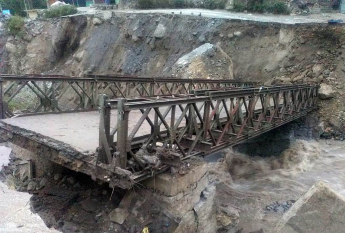 Kullu Himachal Pradesh Cloudburst In Katagla Village Manikaran Valley