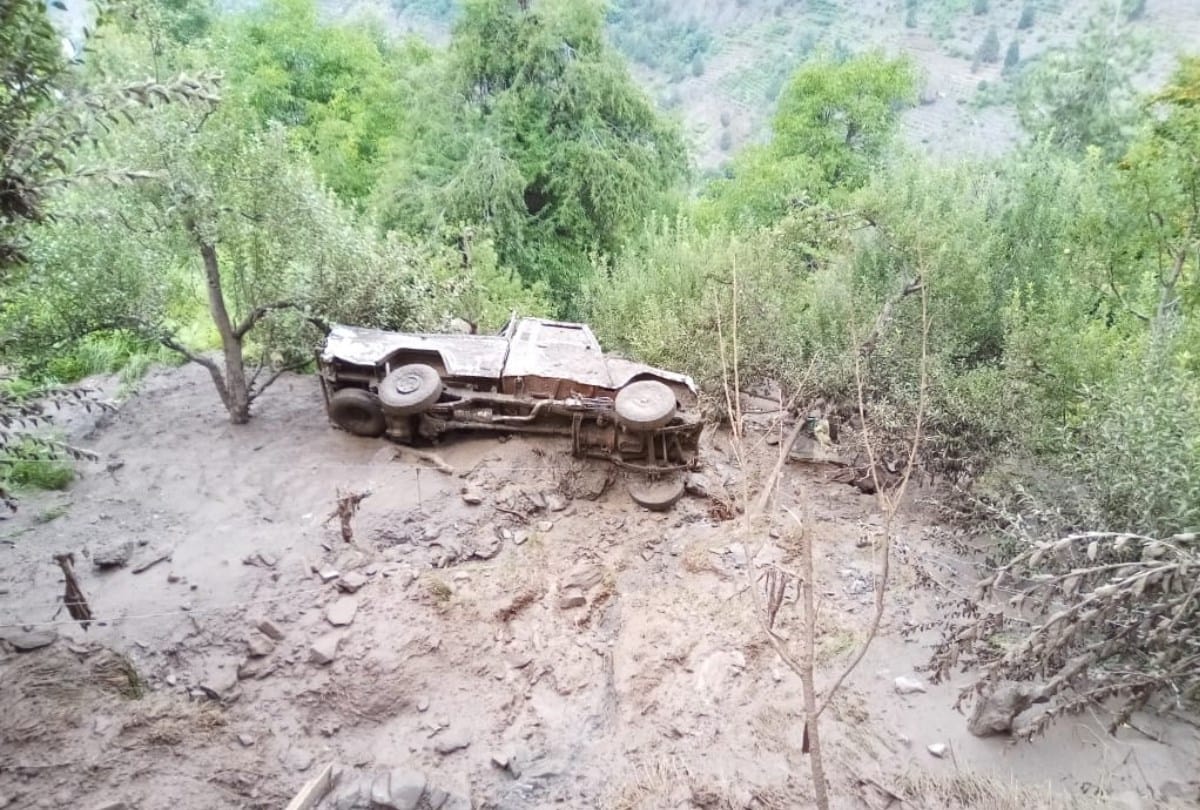 Kullu Himachal Pradesh Cloudburst In Katagla Village Manikaran Valley