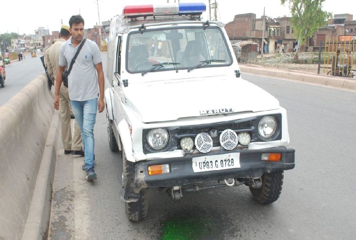 three policemen injured in road accident in firozabad