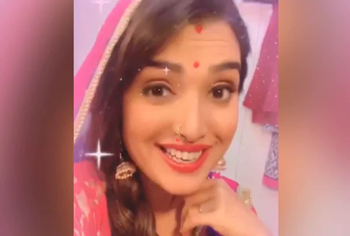 Aamrapali Dubey and Nirahua Film Lallu Ki Laila Song jawaniya bhail udanbaaz