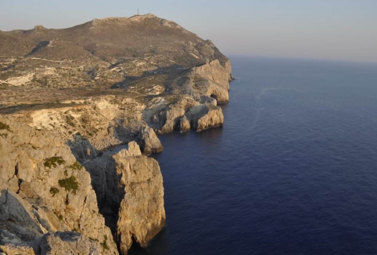 Greek Island Antikythera will pay people 40 thousand rupees per month and free home to live there
