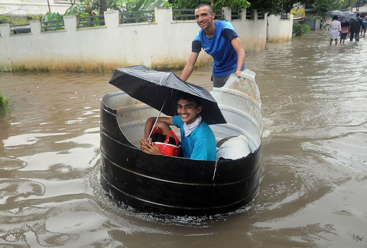 Heavy rain and Flood affected peoples of many states of the country