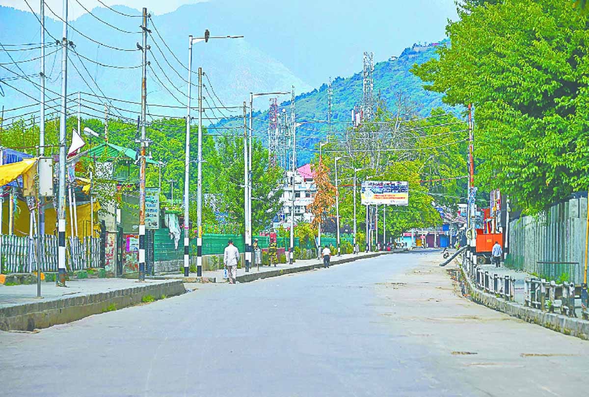 Kashmir changing condition Army on high alert, jammu kashmir latest visuals and kashmir news