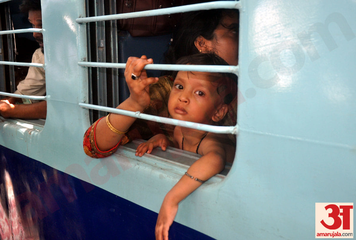 fice thousand people came from kashmir valley retired to their home from special train from jammu