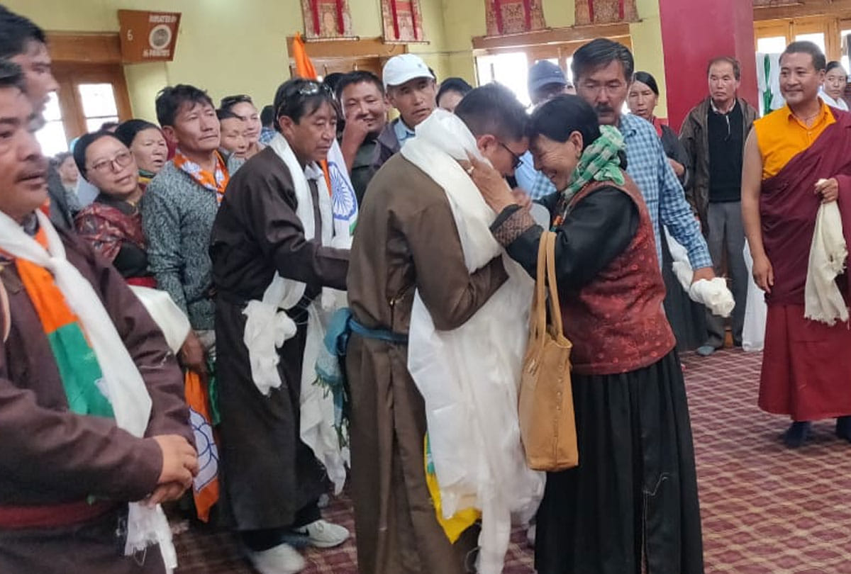 MP Jamyang Tsering Namgyal Welcomed Warmly In Ladakh After he Gets Union Territory Status