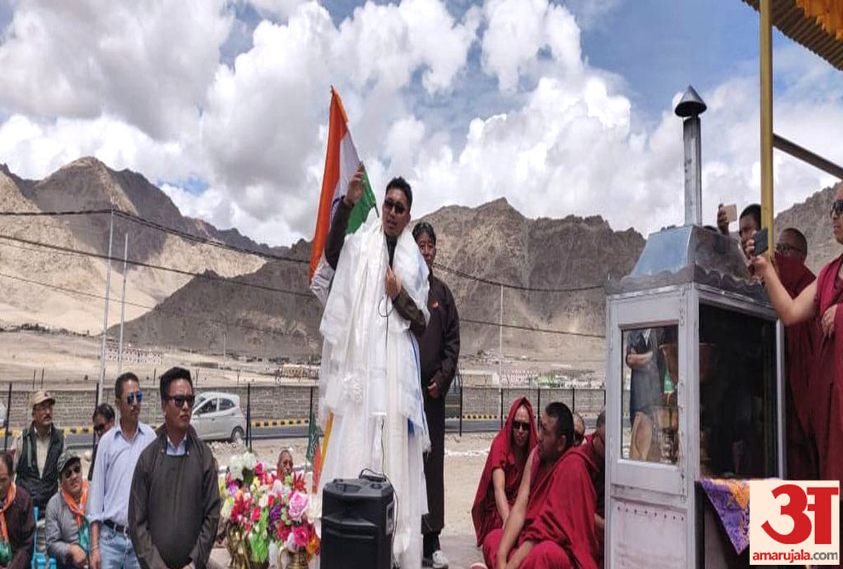 MP Jamyang Tsering Namgyal Welcomed Warmly In Ladakh After he Gets Union Territory Status