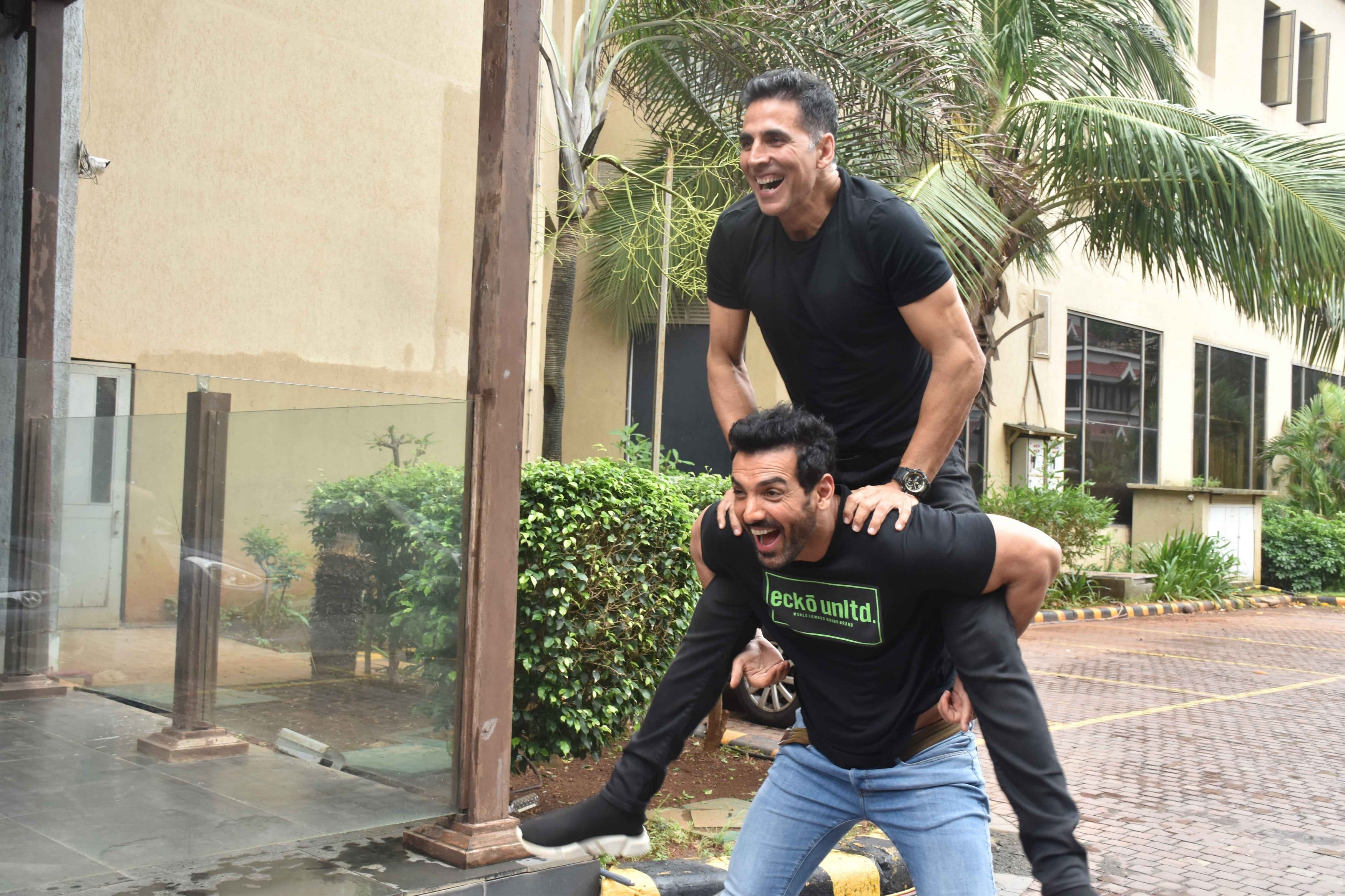 John Abraham and Akshay Kumar video viral before release Batla House and Mission Mangal