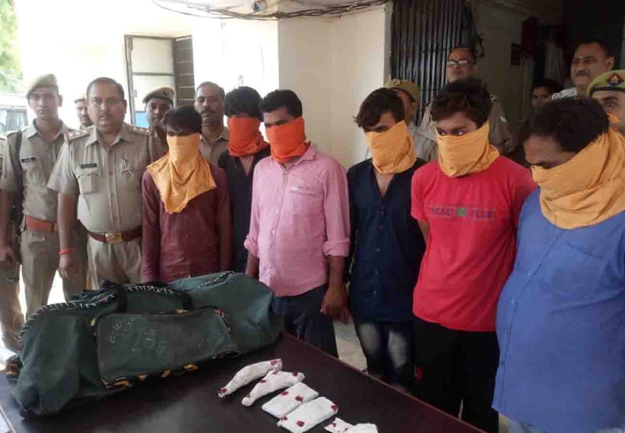 chitrakoot Police arrested six robbers