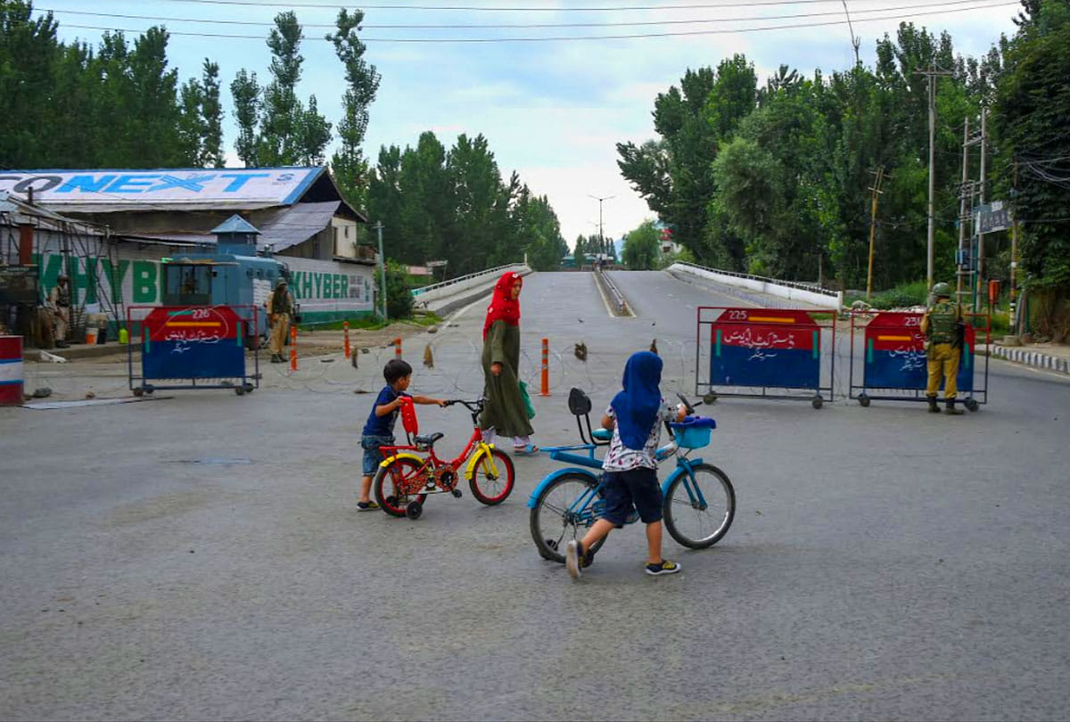 Jammu And Kashmir: Latest Visuals From Kashmir, After Article 370 Revoked srinagar