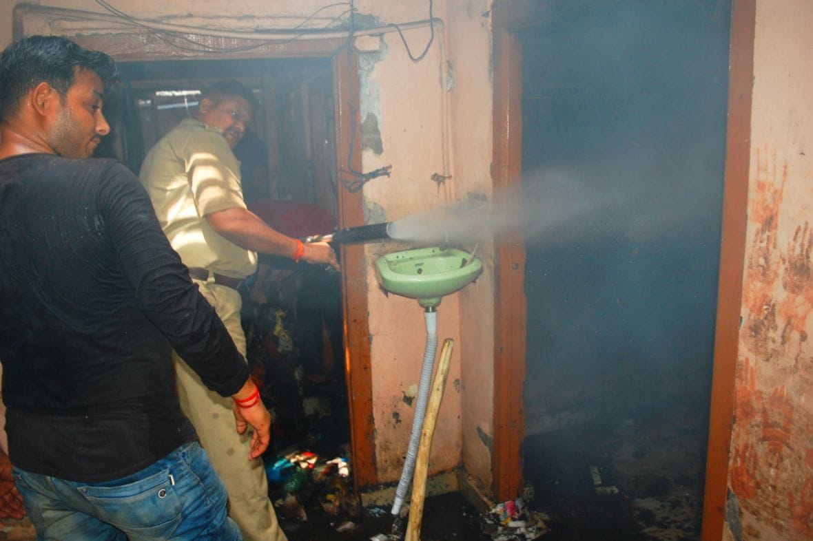 fire accident in firozabad,