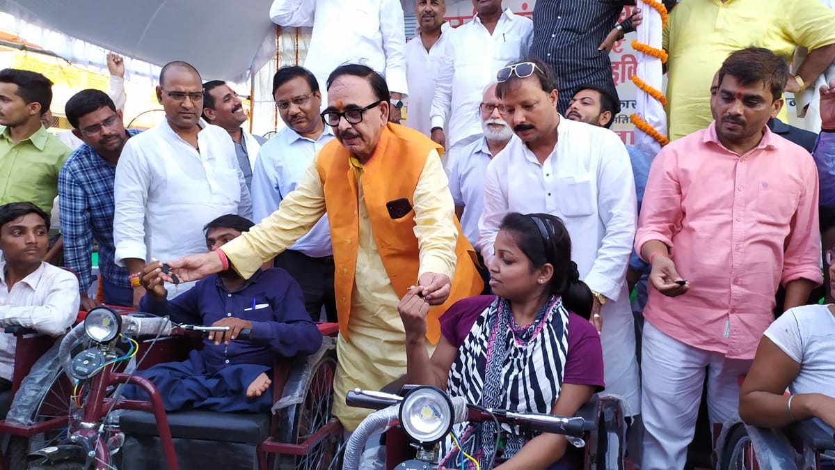 Mahendranath Pandey inspected Deendayal Memorial in chandauli varanasi