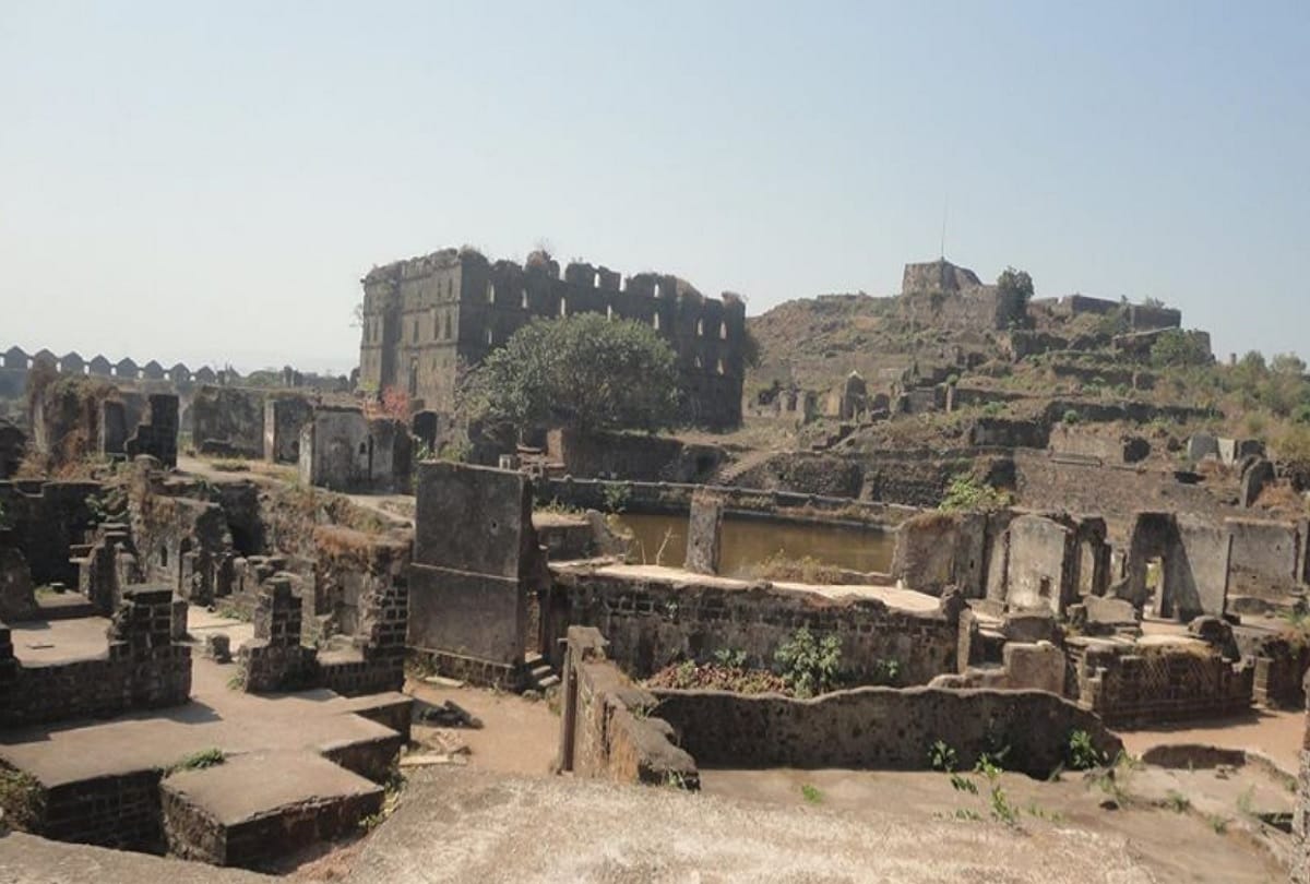 Mysterious Fort in India Murud Janjira Fort Mystery Mysterious fresh water lake