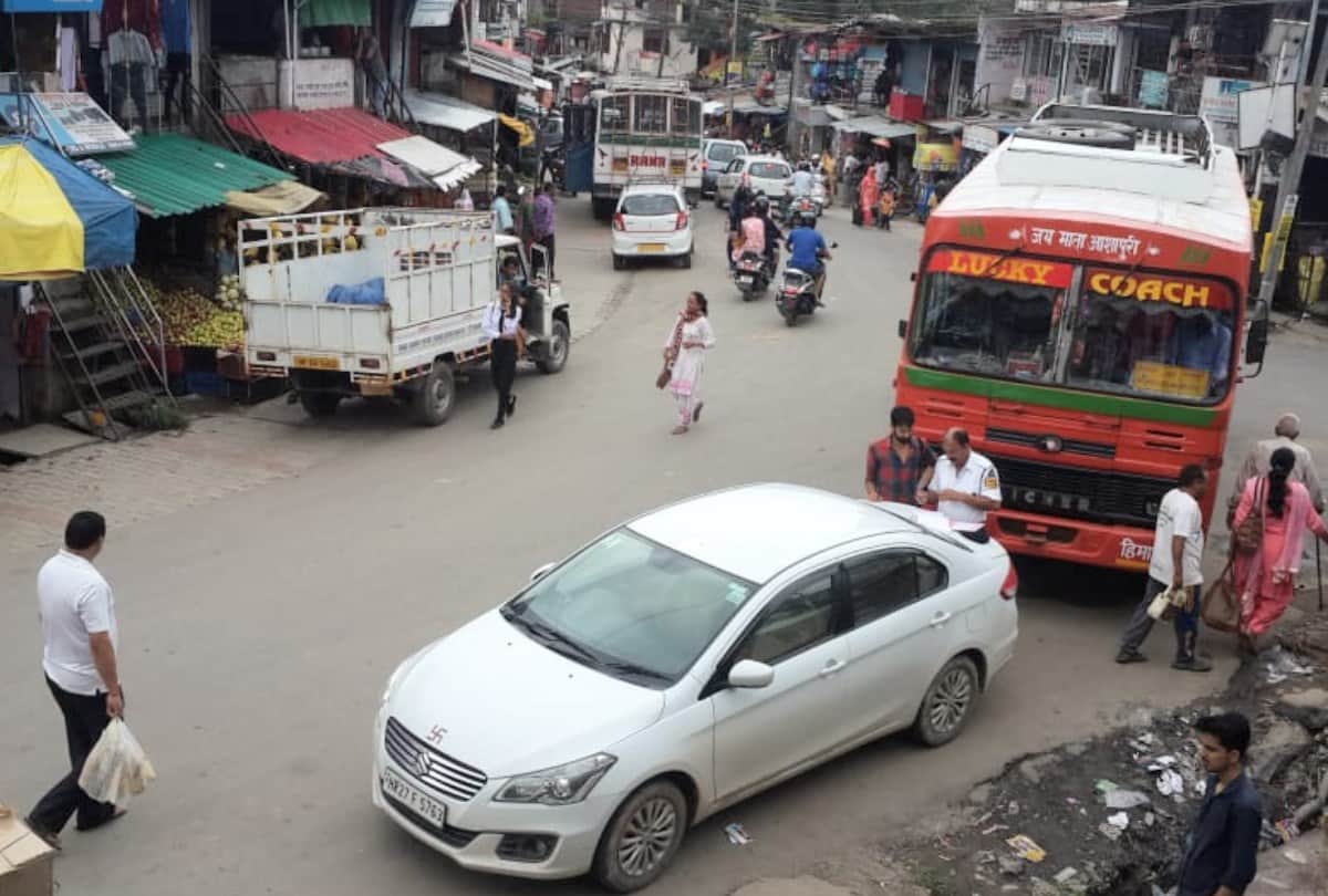 woman judge vehicle challan by Himachal Police in Palampur Kangra Himachal