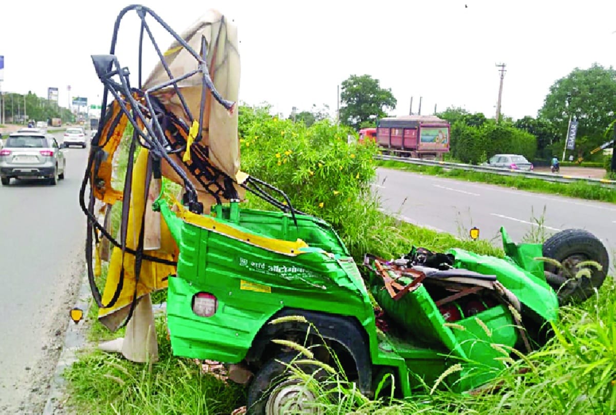 big road accident on Vatika flyover on Delhi-Jaipur highway in gurugram