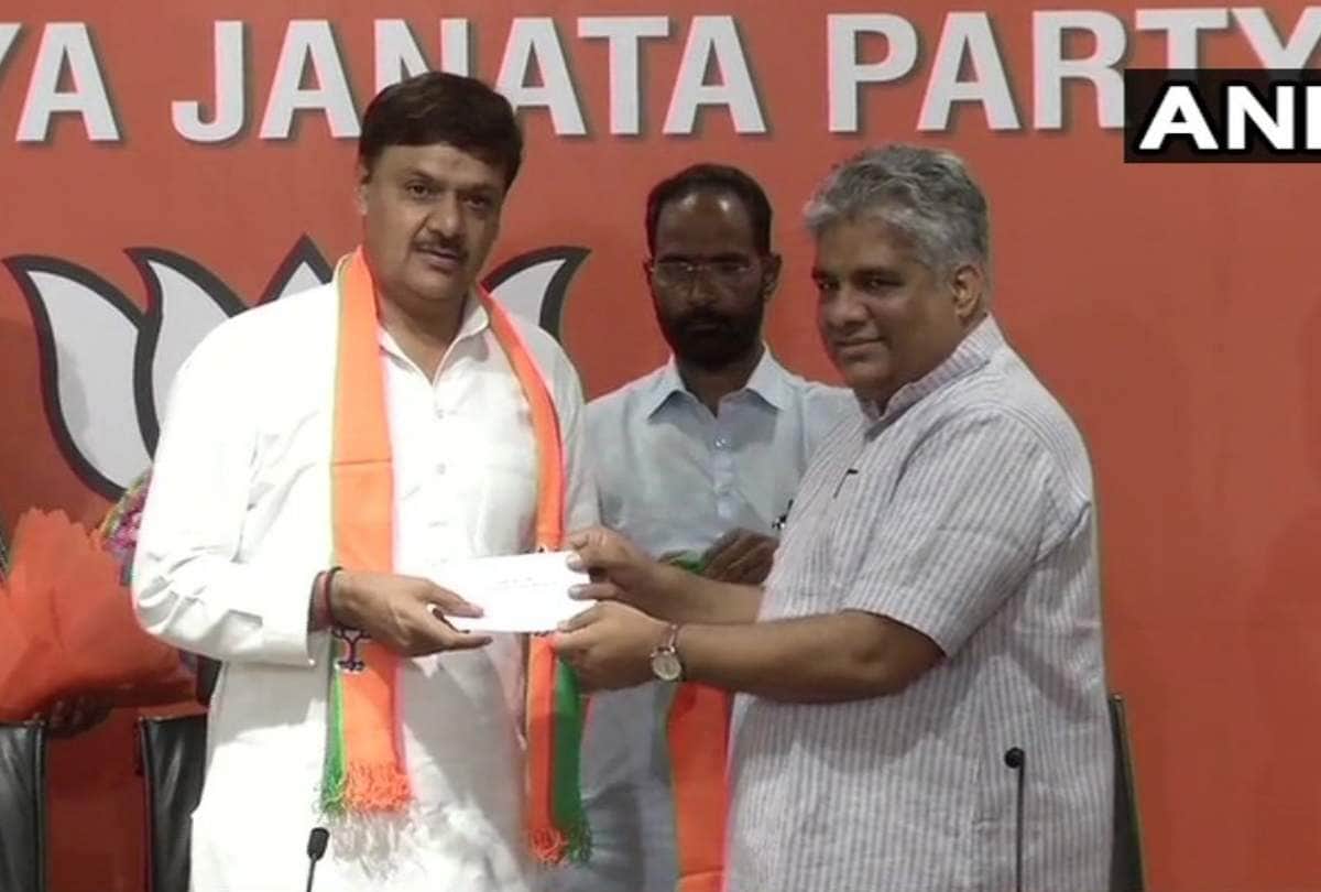 ex sp rajya sabha mla surendra nagar joins bjp read his full political career