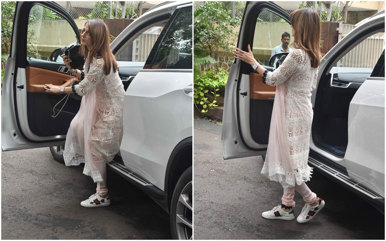 Sussanne Khan Rajesh Roshan Spotted at late J Om Prakash residence