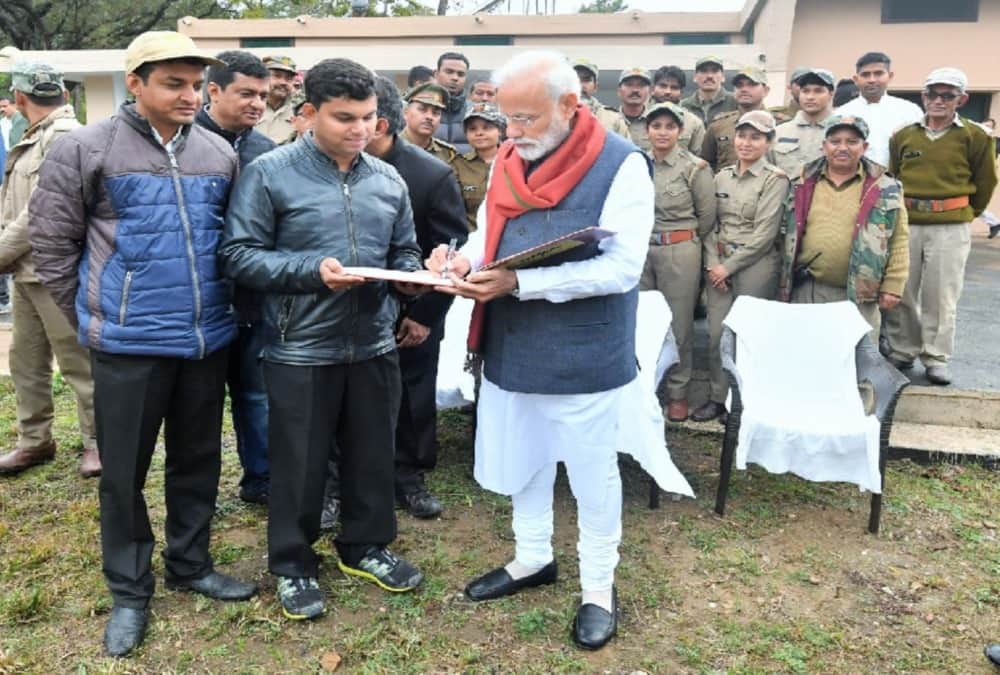 pm narendra Modi man vs wild show with host Bear Grylls 10 unknown facts