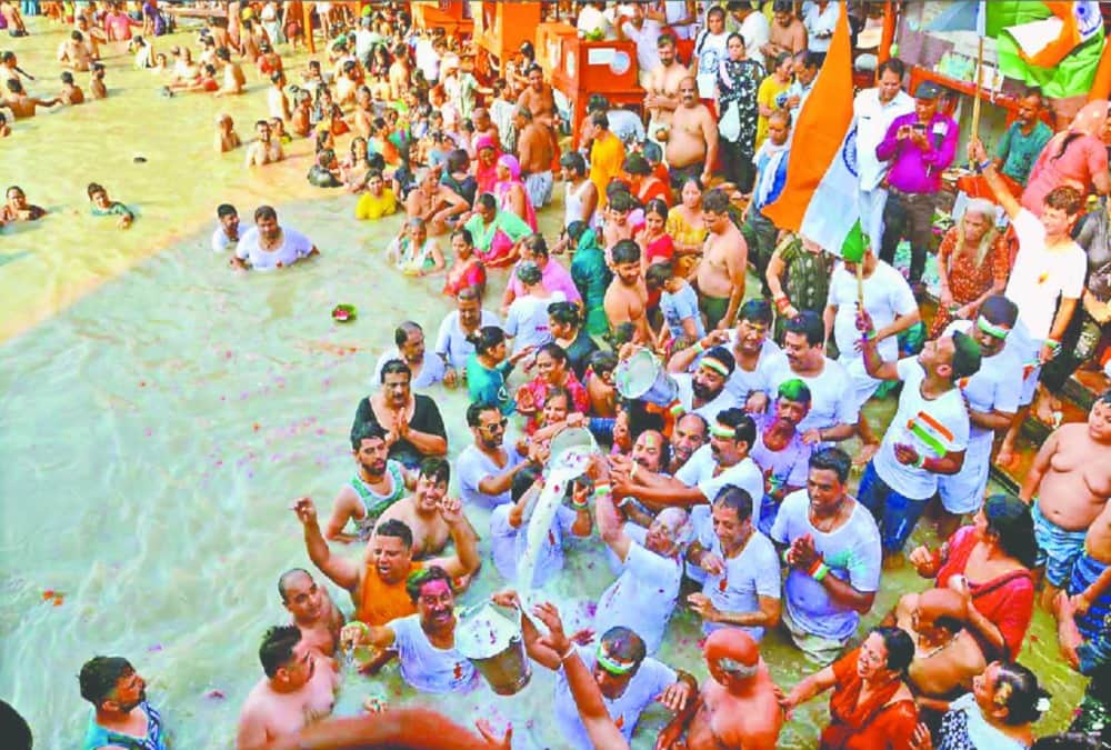 Historical multan jyot festival 2019 celebrate with milk Holi in ganga  at haridwar