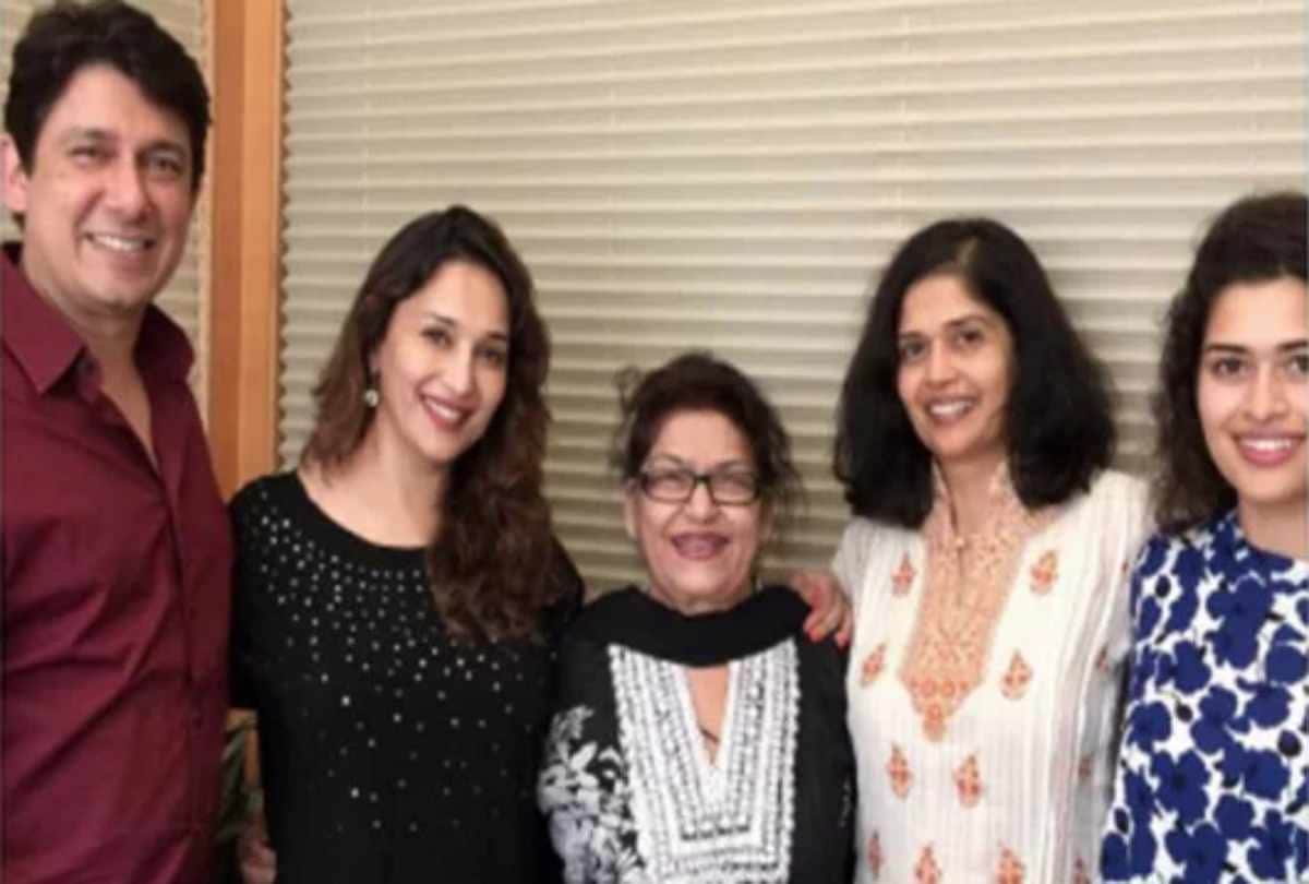 madhuri dixit two sisters rupa dixit and bharati dixit