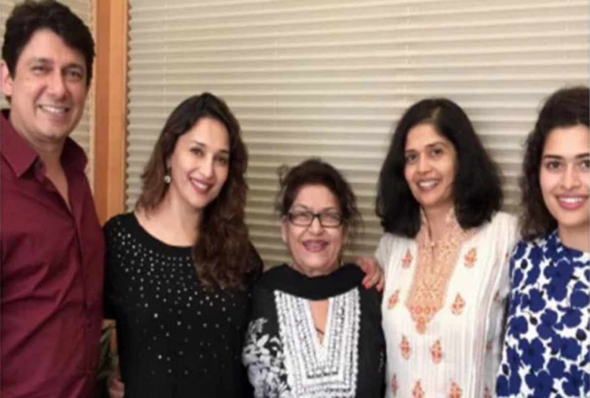madhuri dixit two sisters rupa dixit and bharati dixit