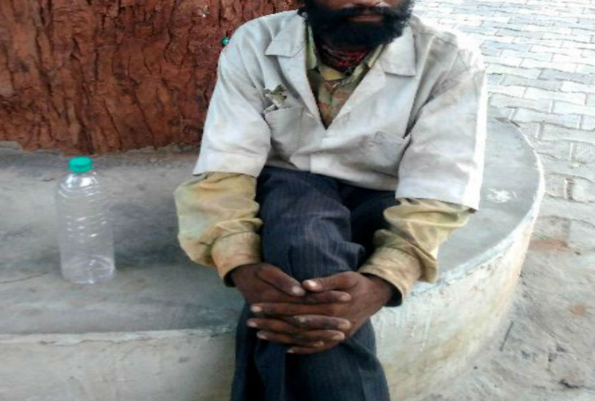 young man detained for spread rumor in fatehpur sikri