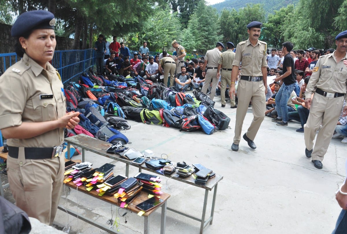 himachal police recruitment written exam today by 27 thousand candidates